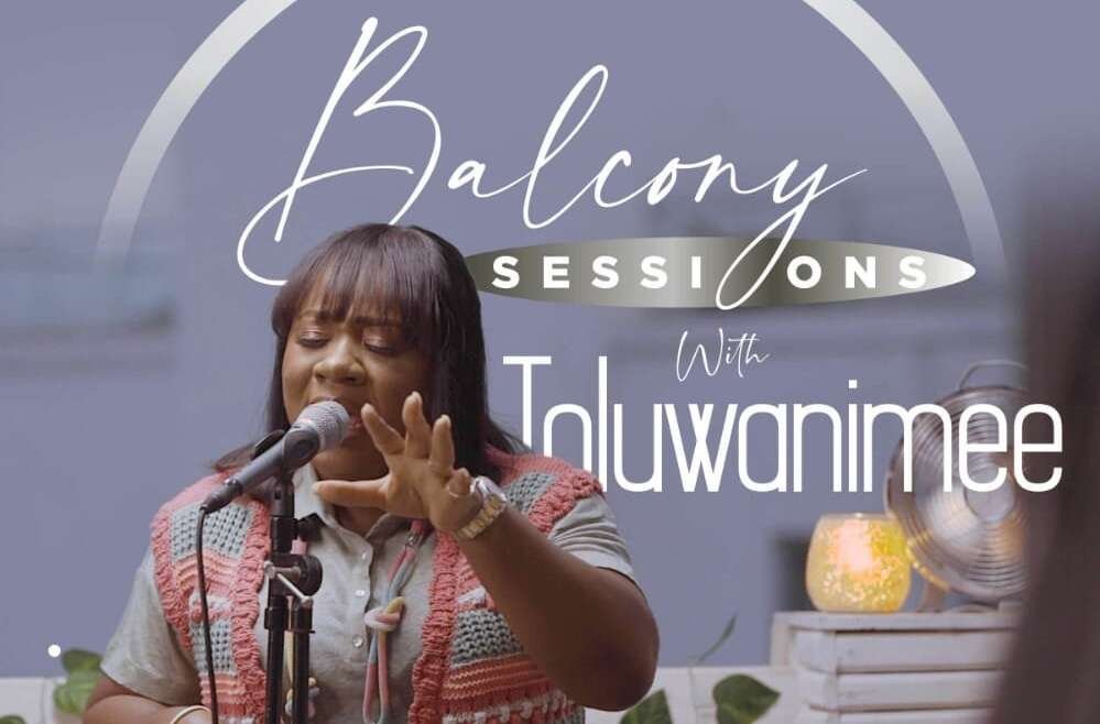 Toluwanimee Balcony session