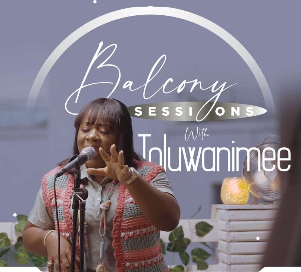 Toluwanimee Balcony session